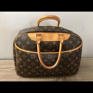 PreLoved LV Deauville